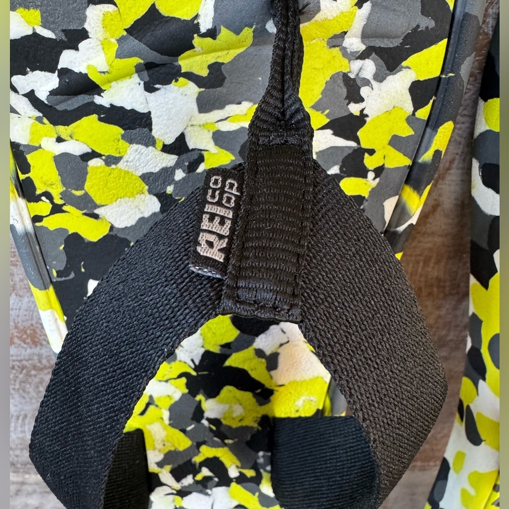 REI Co-op Camouflage Recycled Lightweight Foam Flip Flop Men’s Size 9/Women’s 10 - Picture 6 of 12